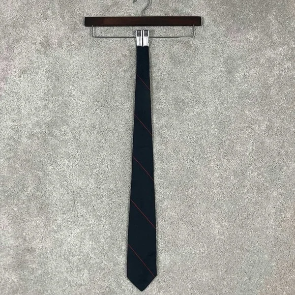 Brooks Brothers Makers Mens Silk Tie Navy Blue Red Diagonal Striped Made in USA - Picture 2 of 5